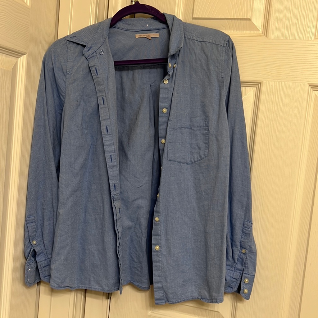 Gap Light Blue Button Longsleeve